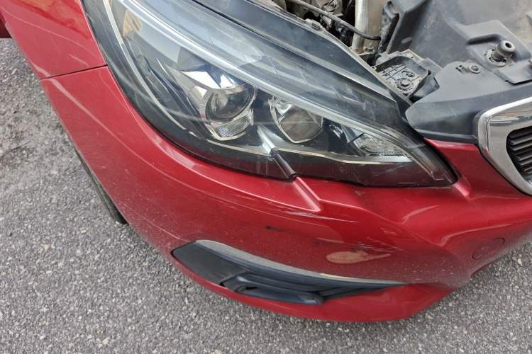 Used Peugeot 308 2018 230THP Automatic Luxury Edition Right Front Headlight