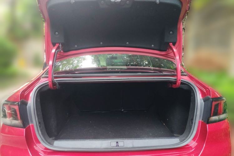 Used Peugeot 308 2018 1.6L Automatic Luxury Edition Trunk