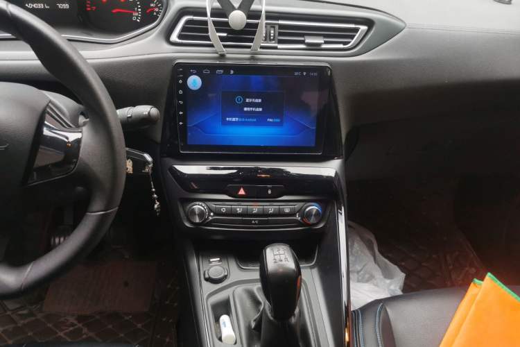 Used Peugeot 308 2018 1.6L Manual Fashion Edition Audio And AC Panel