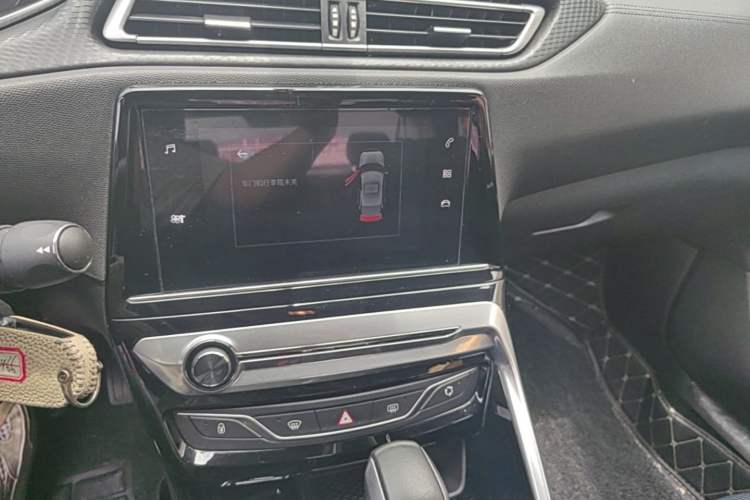 Used Peugeot 308 2018 1.6L Automatic Luxury Edition Audio And AC Panel