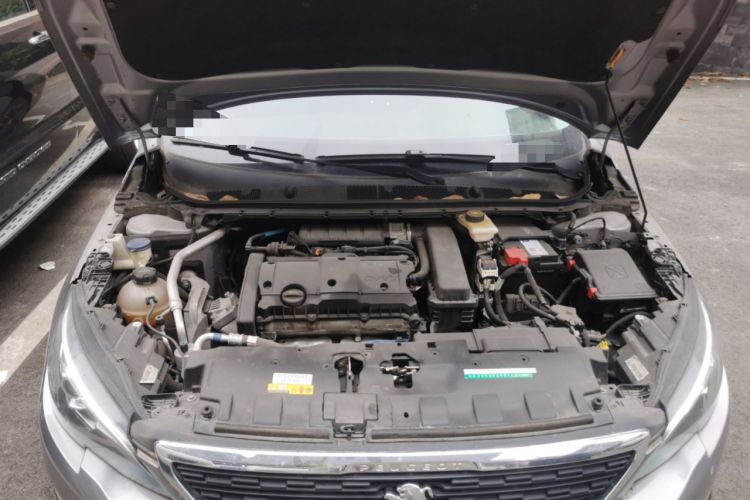 Used Peugeot 308 2018 1.6L Manual Fashion Edition Engine Bay