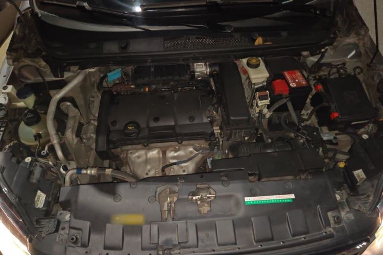 Used Peugeot 308 2018 1.6L Automatic Fashion Edition Engine Bay