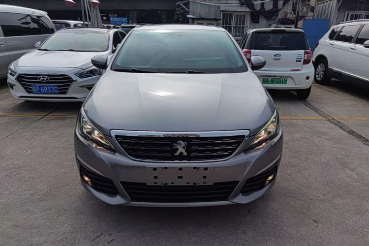 Used Peugeot 308 2018 1.6L Automatic Luxury Edition Front