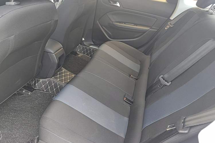 Used Peugeot 308 2018 1.6L Automatic Luxury Edition Left Rear Seat
