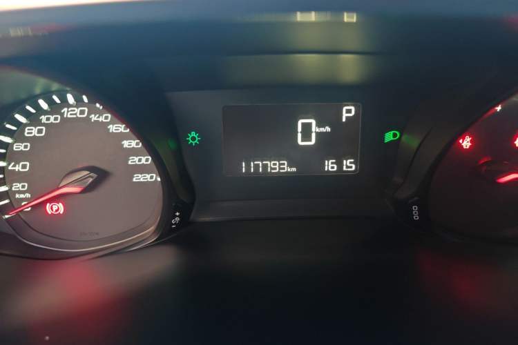 Used Peugeot 308 2018 1.6L Automatic Fashion Edition Odometer Close Up