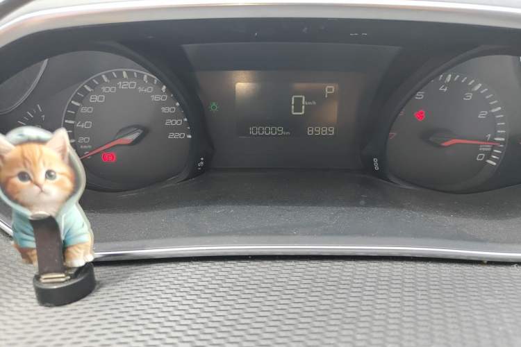 Used Peugeot 308 2018 1.6L Automatic Luxury Edition Odometer Close Up