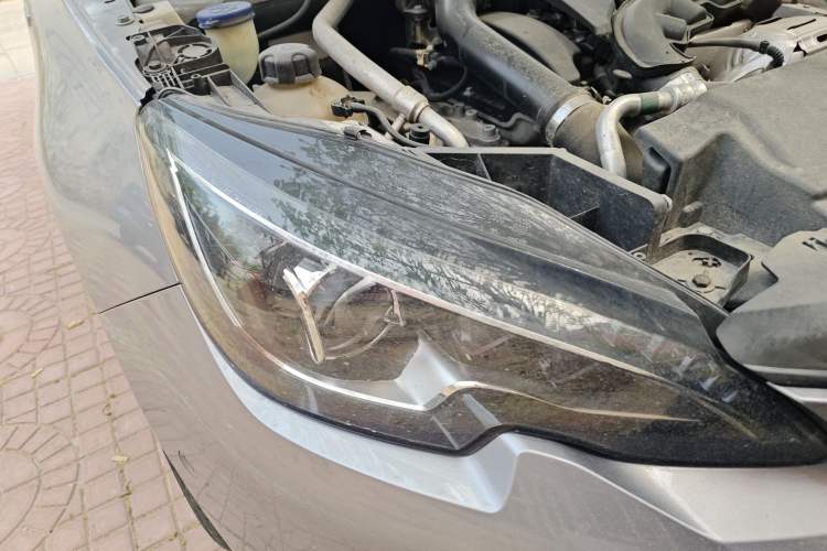 Used Peugeot 308 2018 350THP Automatic Prestige Edition Right Front Headlight