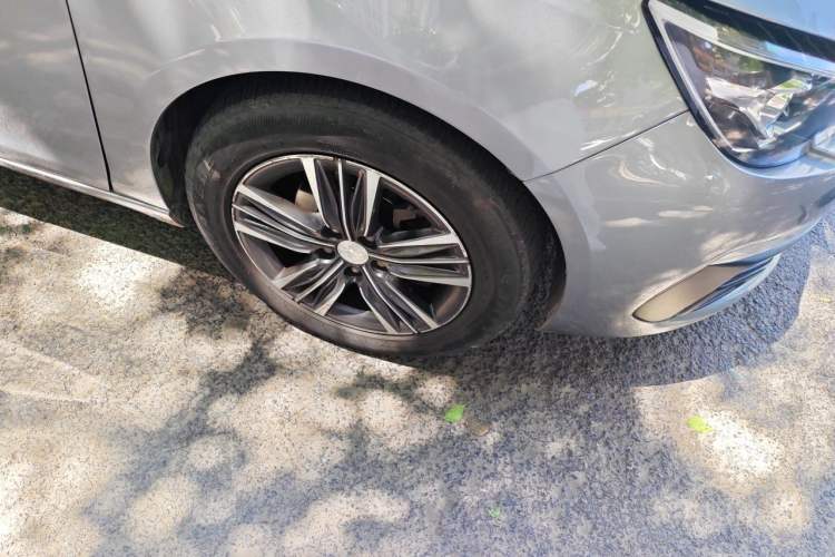 Used Peugeot 308 2018 1.6L Manual Fashion Edition Right Front Wheel Hub