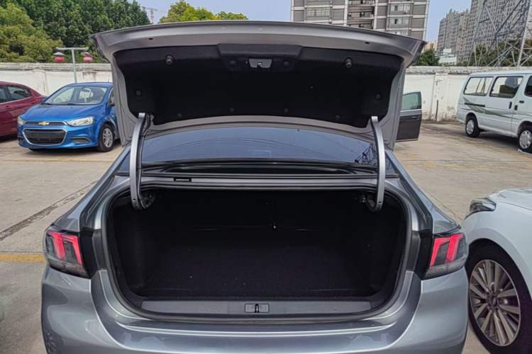 Used Peugeot 308 2018 1.6L Automatic Luxury Edition Trunk