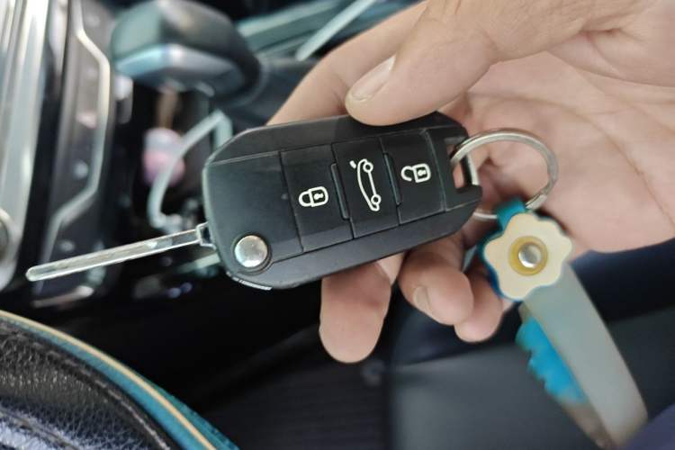 Used Peugeot 308 2018 1.6L Automatic Luxury Edition Vehicle Key