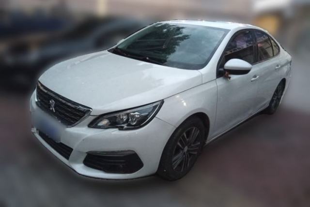 Ojetý Peugeot 308 2018 1.6L Automatic Luxury Edition