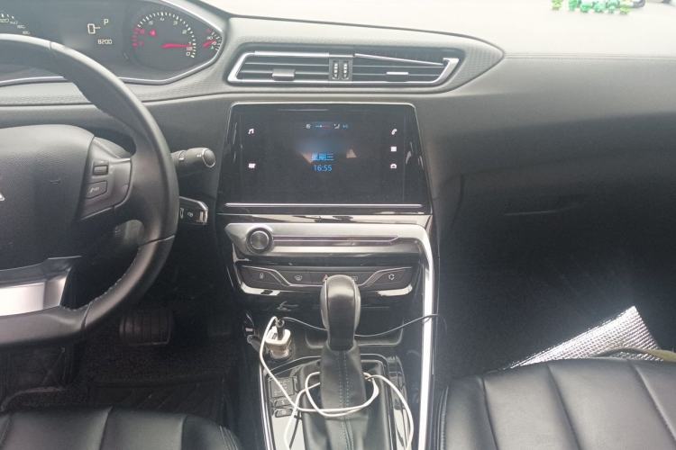 Used Peugeot 308 2018 1.6L Automatic Luxury Edition Audio And AC Panel