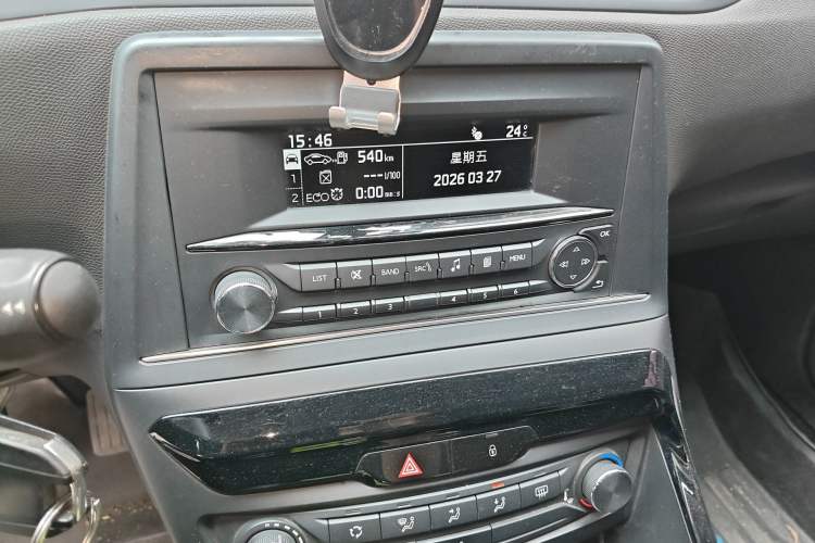 Used Peugeot 308 2018 1.6L Automatic Fashion Edition Audio And AC Panel