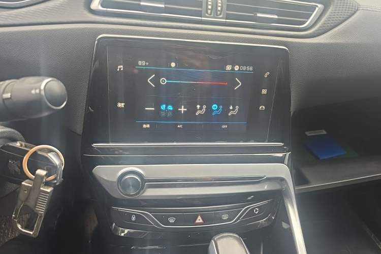 Used Peugeot 308 2018 1.6L Automatic Luxury Edition Audio And AC Panel