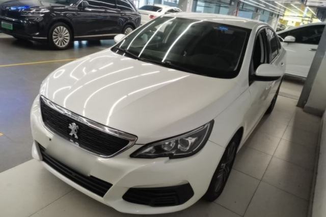 Used Peugeot 308 2018 1.6L Manual Fashion Edition