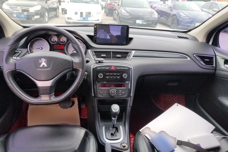 Used Peugeot 308 2018 1.6L Automatic Luxury Edition Center Console