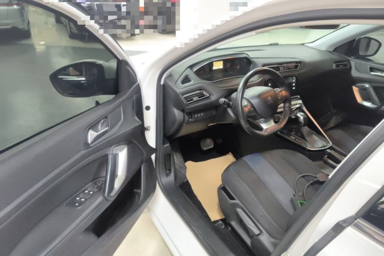 Used Peugeot 308 2018 1.6L Automatic Luxury Edition Driver Seat