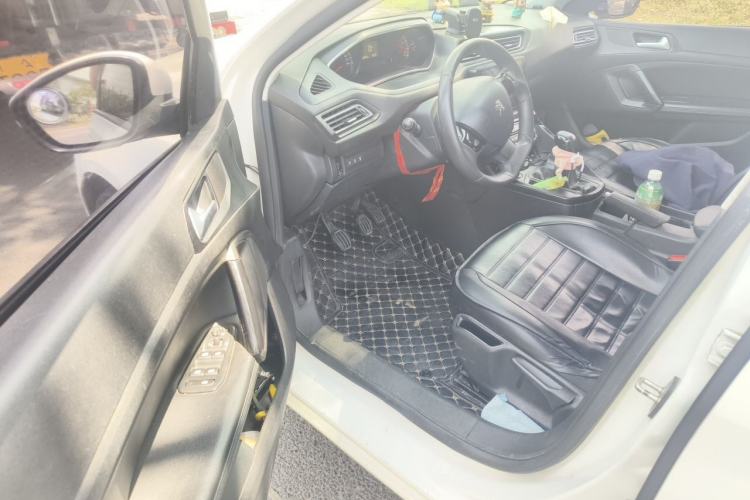 Used Peugeot 308 2018 1.6L Manual Fashion Edition Driver Seat