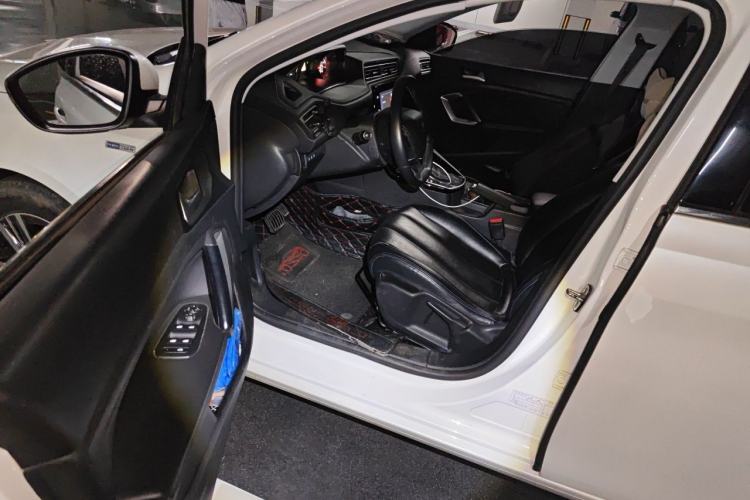 Used Peugeot 308 2018 230THP Automatic Luxury Edition Driver Seat