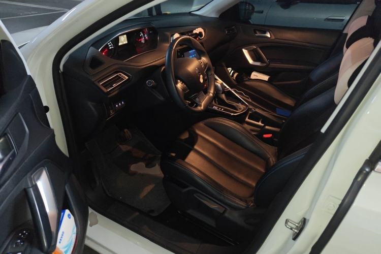 Used Peugeot 308 2018 1.6L Automatic Luxury Edition Driver Seat
