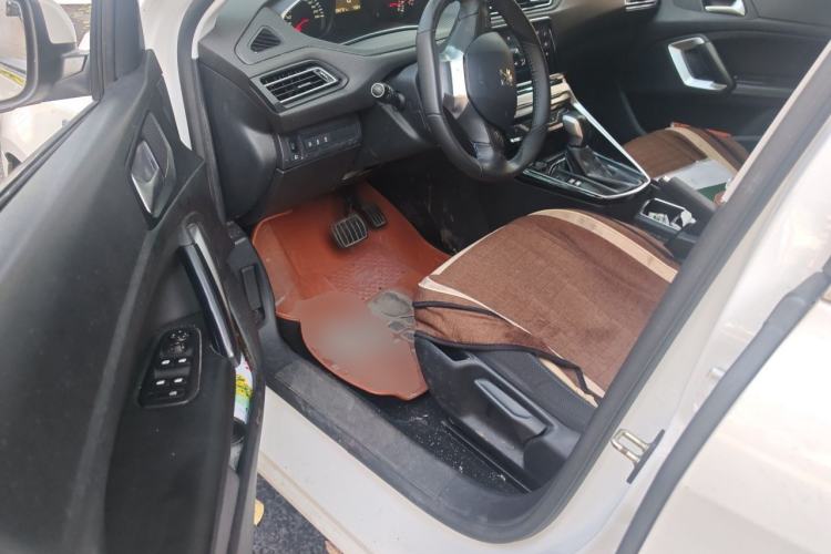Used Peugeot 308 2018 230THP Automatic Luxury Edition Driver Seat