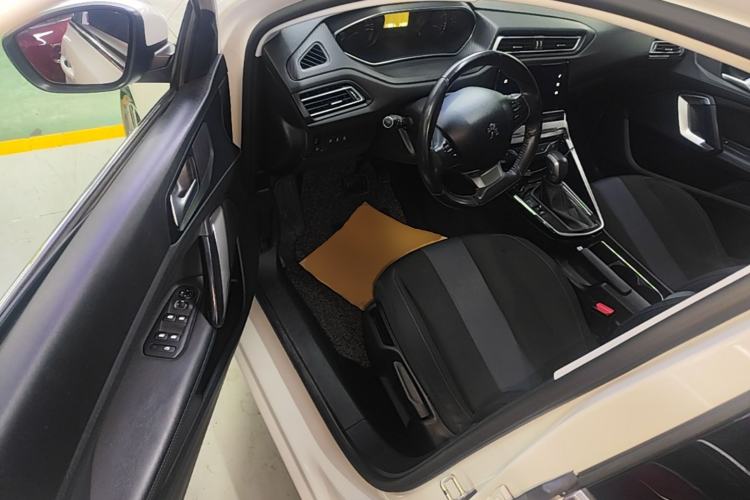 Used Peugeot 308 2018 1.6L Automatic Luxury Edition Driver Seat
