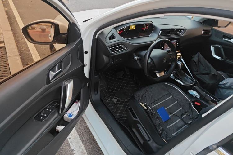 Used Peugeot 308 2018 1.6L Automatic Luxury Edition Driver Seat