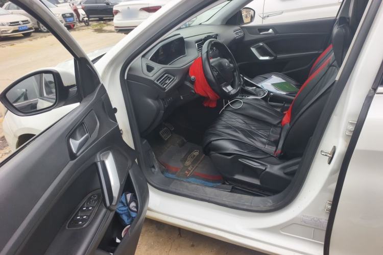 Used Peugeot 308 2018 1.6L Automatic Luxury Edition Driver Seat