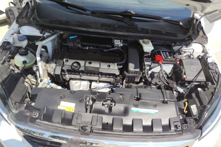 Used Peugeot 308 2018 1.6L Manual Fashion Edition Engine Bay