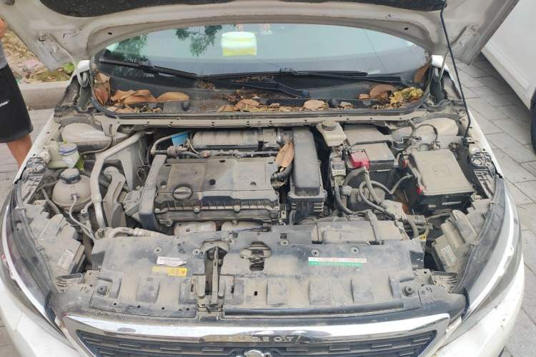 Used Peugeot 308 2018 1.6L Automatic Luxury Edition Engine Bay