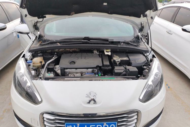 Used Peugeot 308 2018 1.6L Automatic Luxury Edition Engine Bay