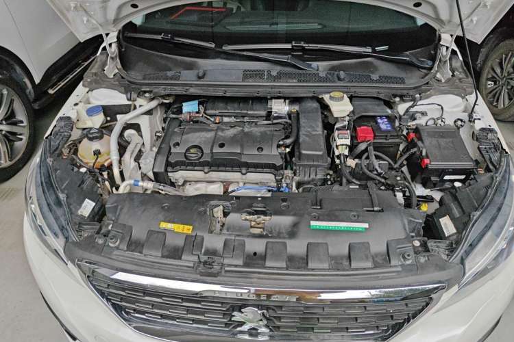 Used Peugeot 308 2018 1.6L Automatic Luxury Edition Engine Bay