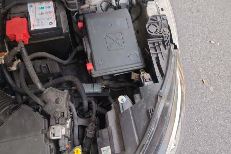 Used Peugeot 308 2018 230THP Automatic Luxury Edition Engine Bay Left