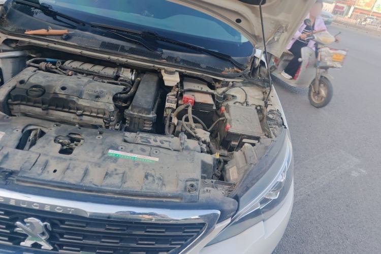 Used Peugeot 308 2018 1.6L Automatic Luxury Edition Engine Bay Left