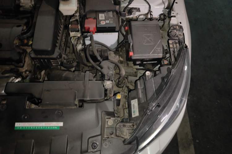 Used Peugeot 308 2018 1.6L Automatic Luxury Edition Engine Bay Left