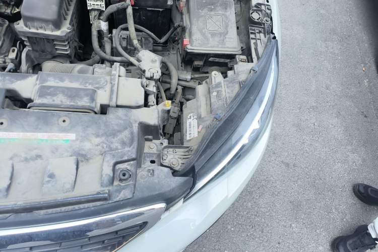 Used Peugeot 308 2018 1.6L Automatic Luxury Edition Engine Bay Left