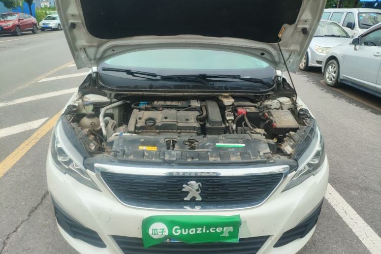 Used Peugeot 308 2018 1.6L Manual Fashion Edition Engine Bay