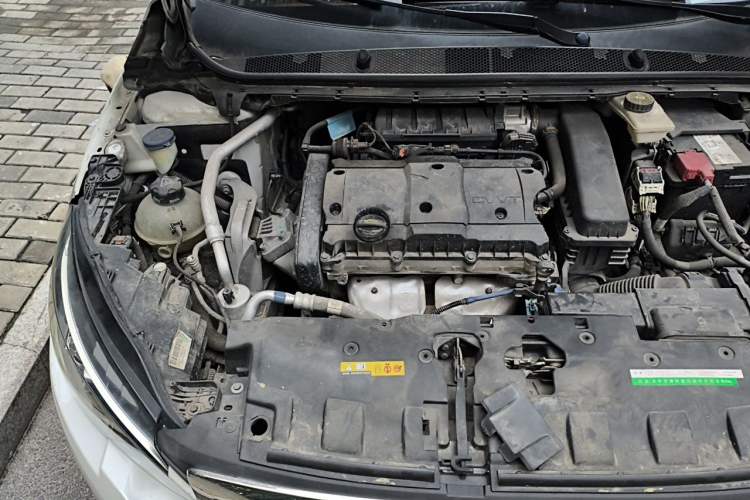 Used Peugeot 308 2018 1.6L Automatic Luxury Edition Engine Bay Right