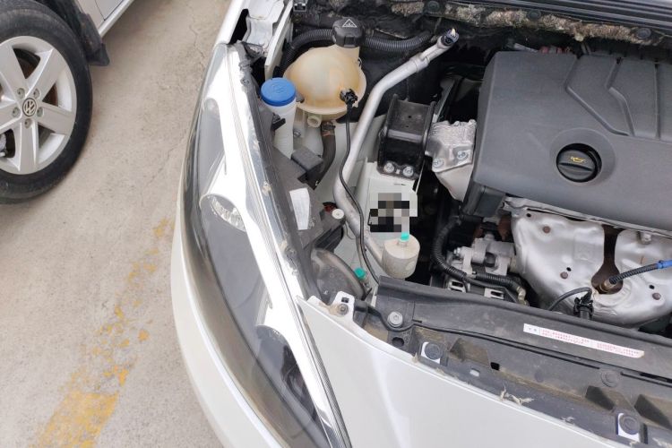 Used Peugeot 308 2018 1.6L Automatic Luxury Edition Engine Bay Right