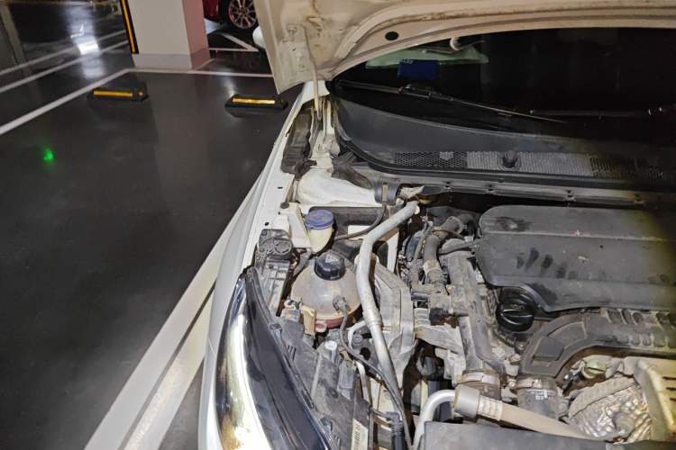 Used Peugeot 308 2018 230THP Automatic Luxury Edition Engine Bay Right