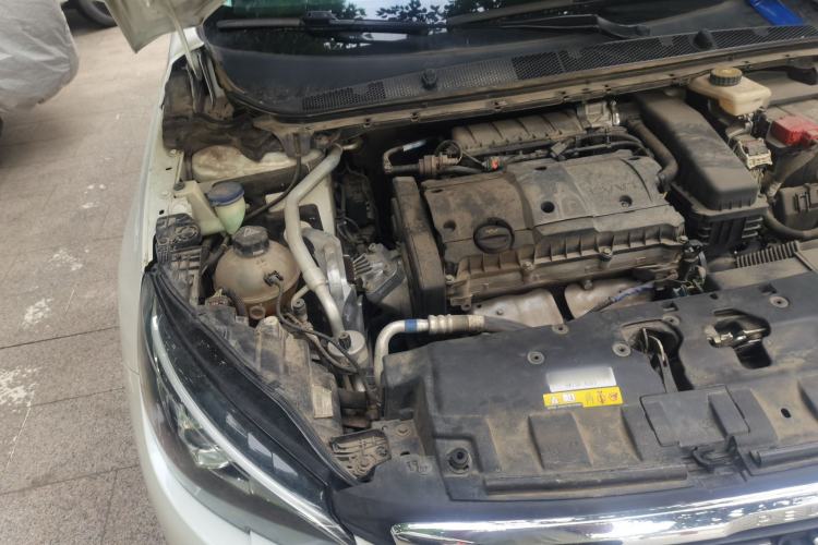Used Peugeot 308 2018 1.6L Automatic Luxury Edition Engine Bay Right