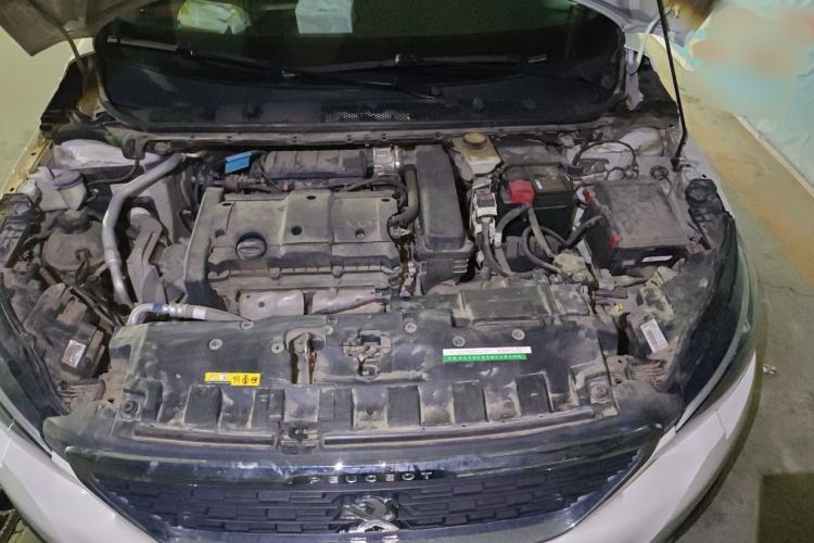 Used Peugeot 308 2018 1.6L Manual Fashion Edition Engine Bay