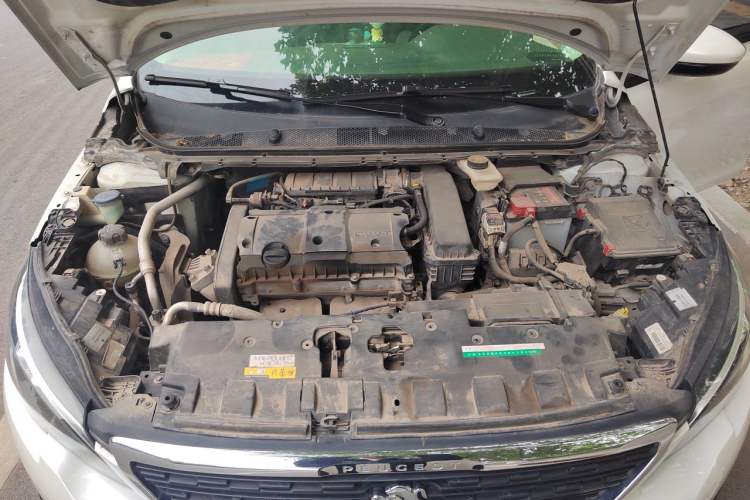 Used Peugeot 308 2018 1.6L Manual Fashion Edition Engine Bay