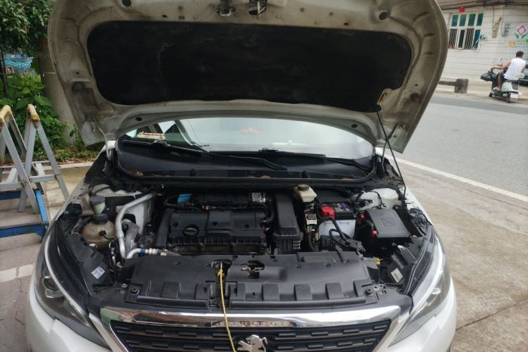 Used Peugeot 308 2018 1.6L Automatic Luxury Edition Engine Bay