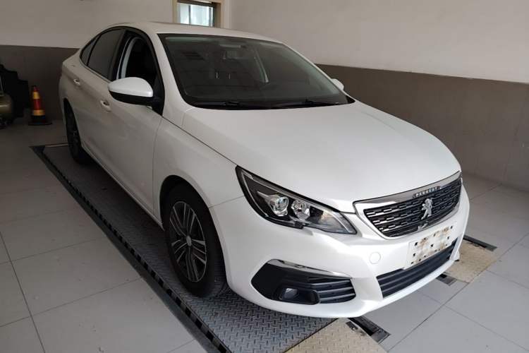 Used Peugeot 308 2018 1.6L Automatic Luxury Edition Exterior 1