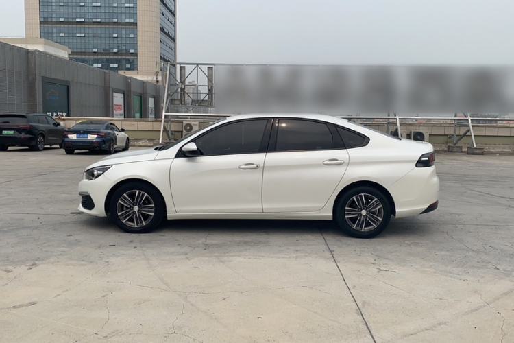 Used Peugeot 308 2018 1.6L Manual Fashion Edition Exterior 2