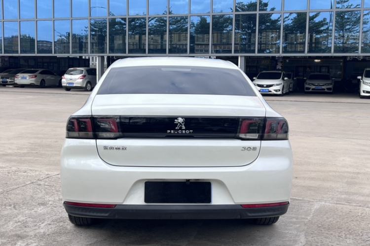 Used Peugeot 308 2018 1.6L Automatic Fashion Edition Exterior 4