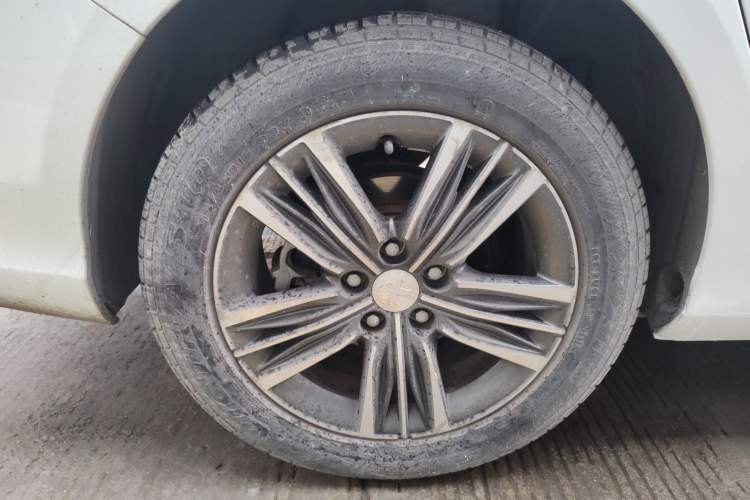 Used Peugeot 308 2018 1.6L Automatic Luxury Edition Exterior 8