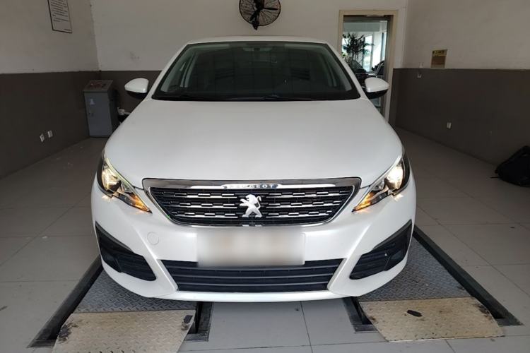 Used Peugeot 308 2018 1.6L Automatic Luxury Edition Front