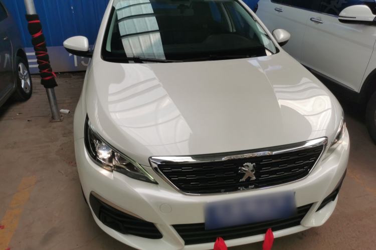 Used Peugeot 308 2018 1.6L Automatic Luxury Edition Front